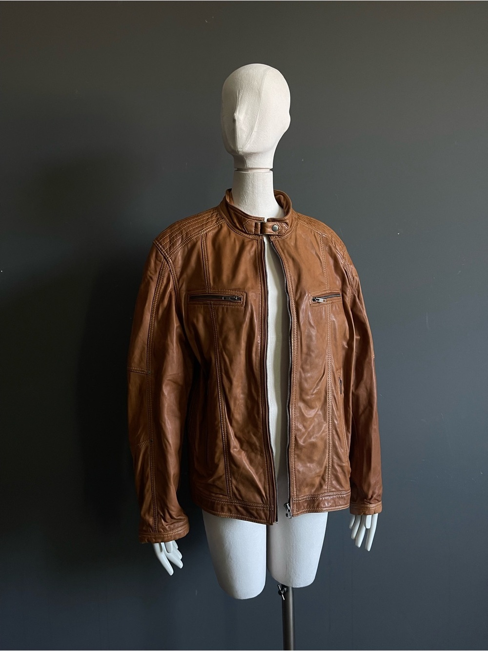 Danier Men’s 2XL Cognac Tan Genuine Leather Cafe Racer Moto Jacket Quilted Brown